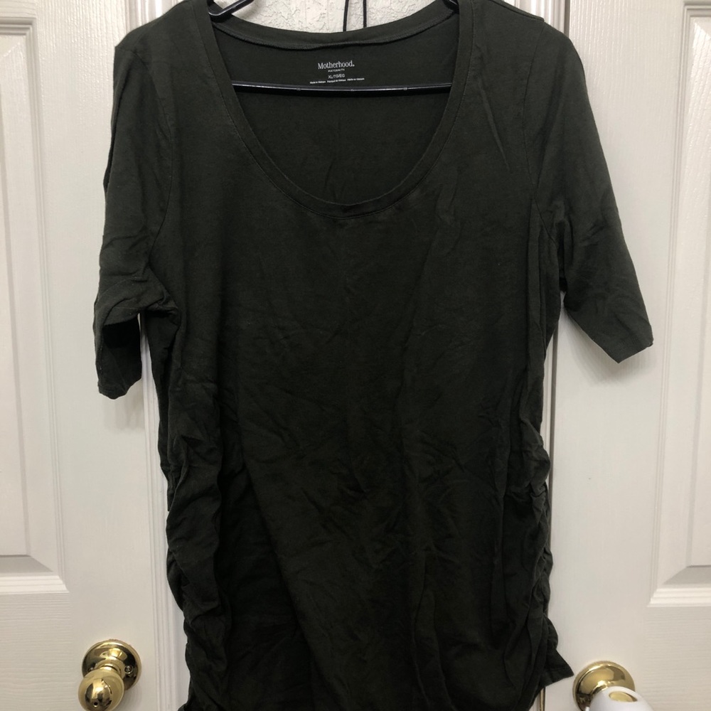 Motherhood Maternity tee